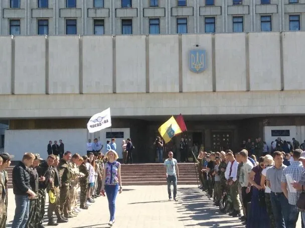 Кличкові подарували шину, а той у відповідь - боксерські рукавички (Фоторепортаж) + (Відео) — фото 7