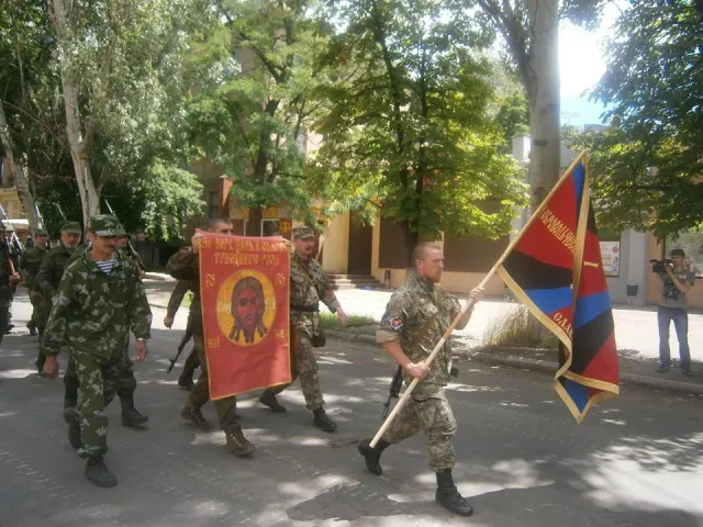 «Стрілок» створив батальйон, освятивши зброю в церкві Слов'янська (Фото) — фото 4
