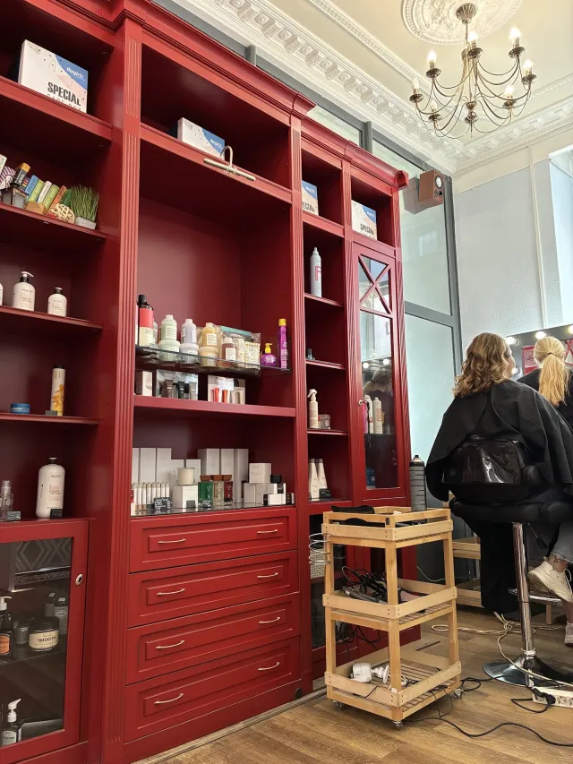 The Girls Hairdressers Київ — фото 3