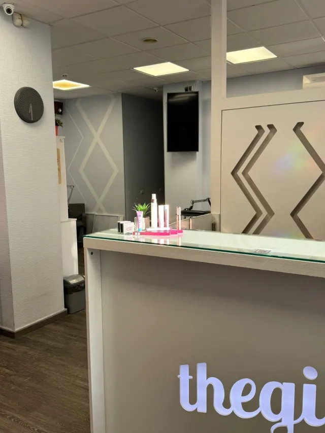 The Girls Hairdressers Київ — фото 2