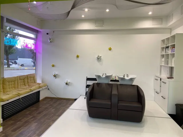 VIBE BEAUTY STUDIO — фото 1