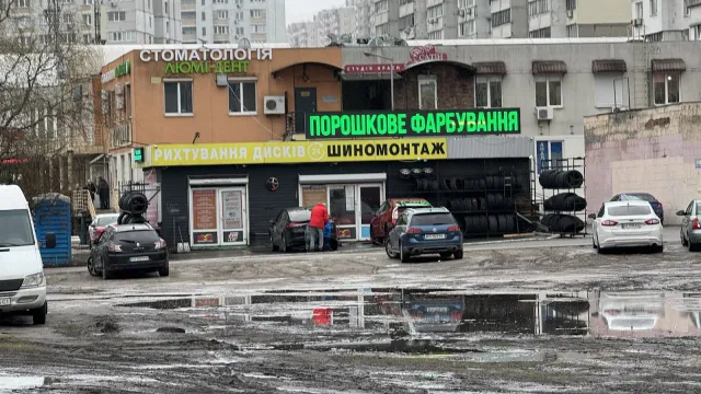 Шиномонтаж на Анни Ахматової — фото 1